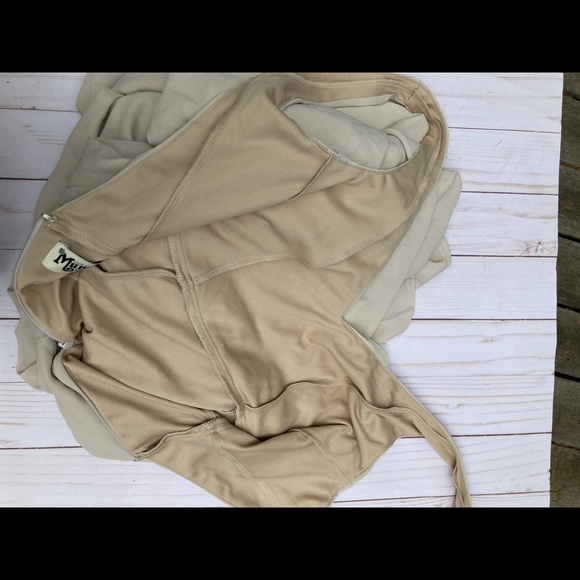 Show me your mumu weddings dress - Picture 6 of 6